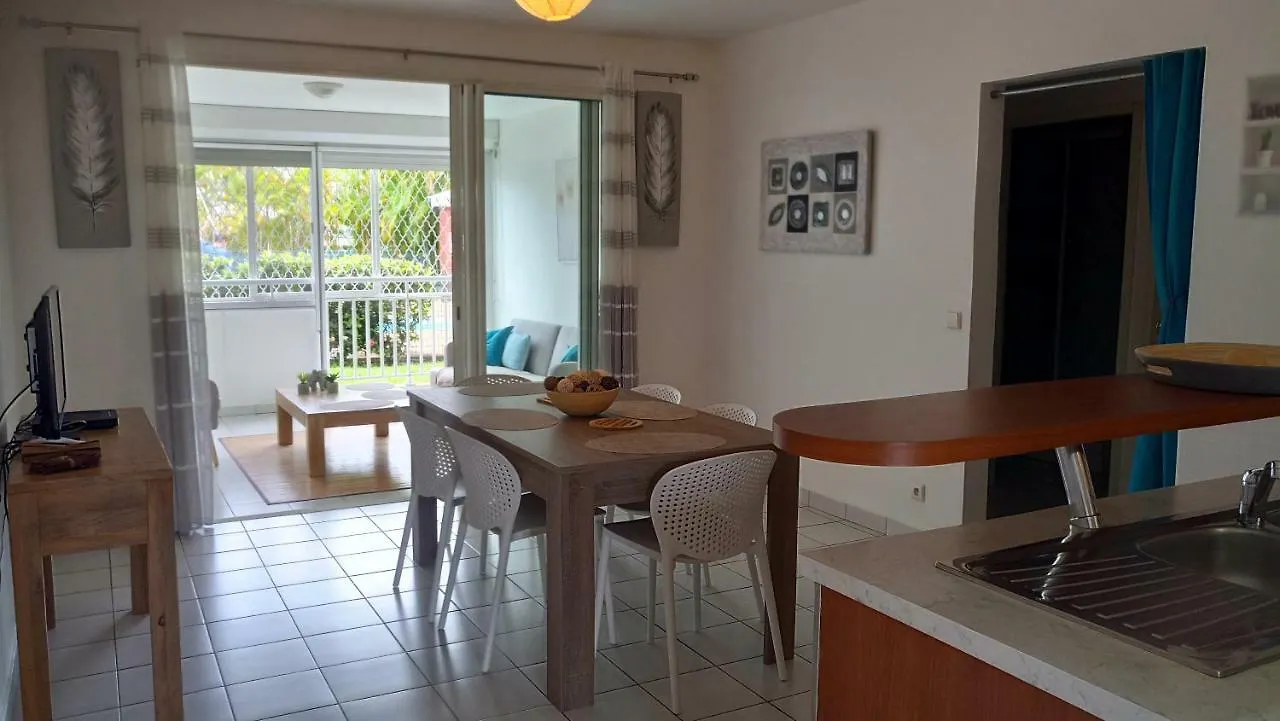 F3 Jarry, Moudong Sud Apartment Belcourt