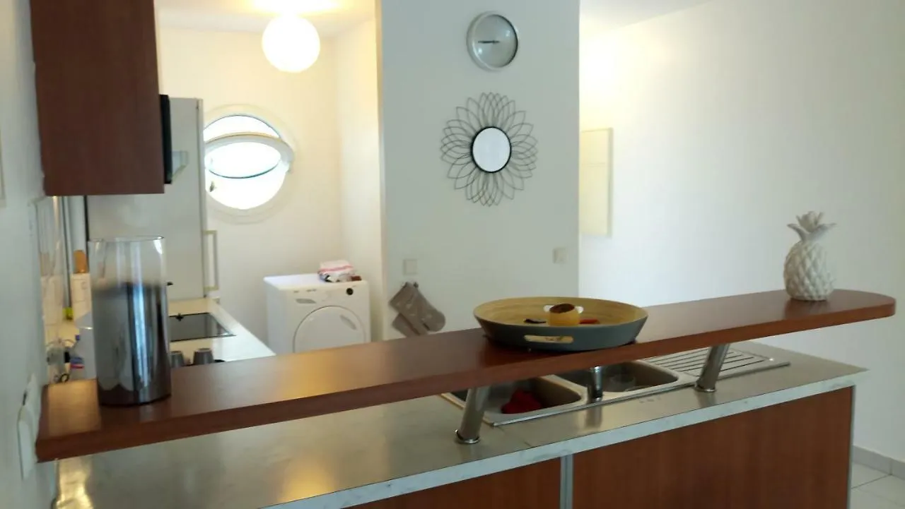 F3 Jarry, Moudong Sud Apartment Belcourt